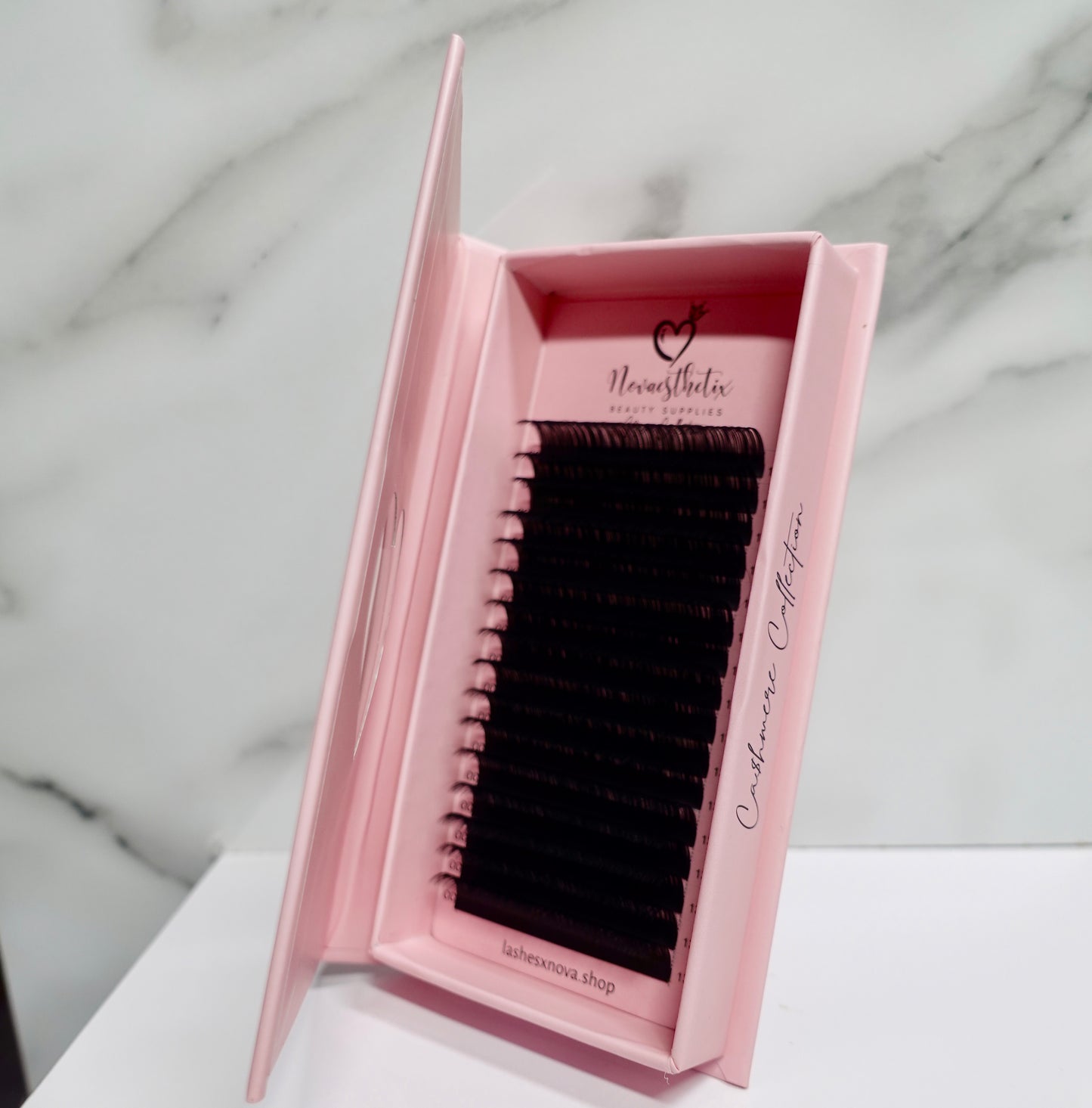 M Curl Mixed Trays (Cashmere)
